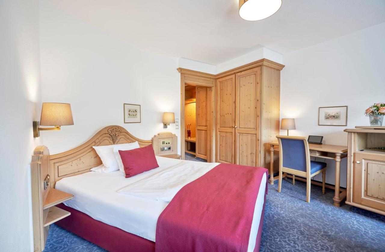 Hotel Traube Tonbach Baiersbronn Exterior photo