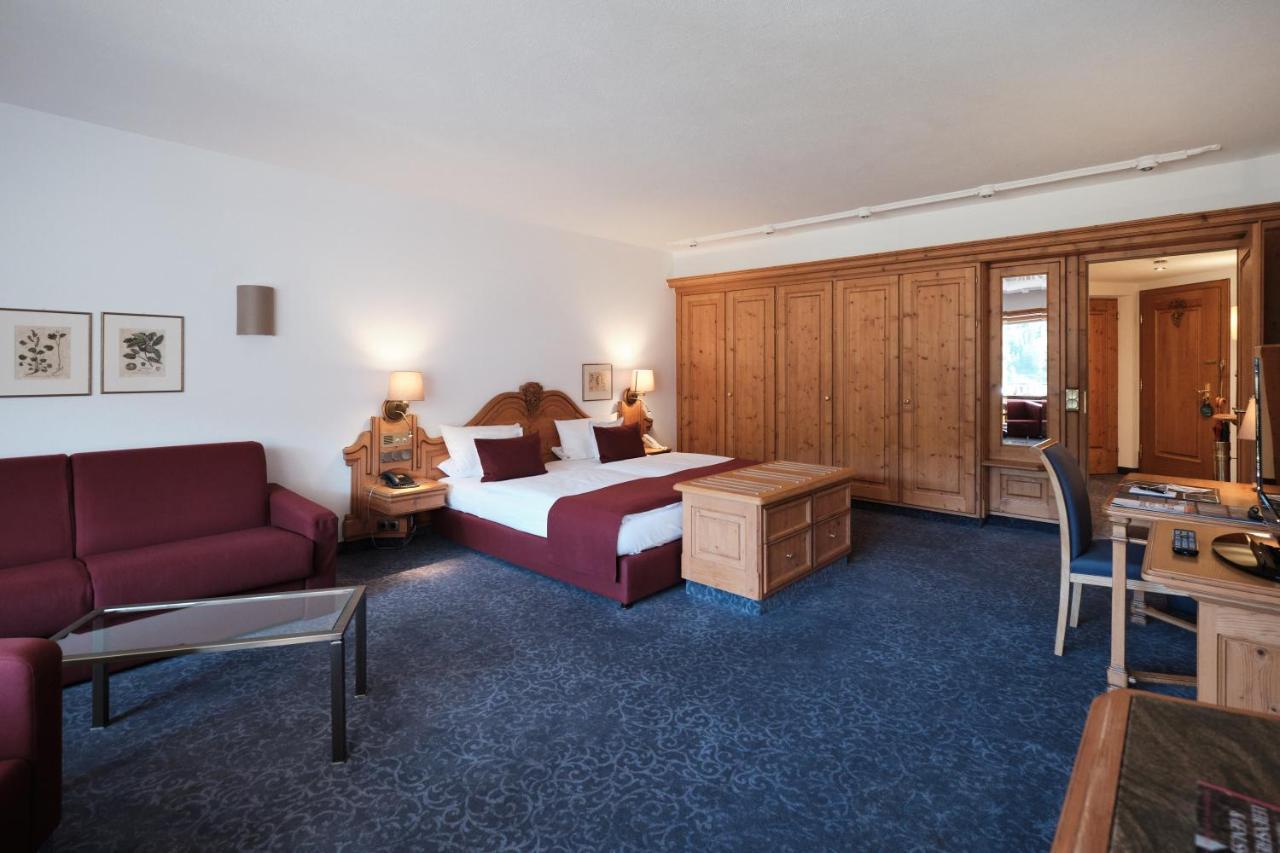 Hotel Traube Tonbach Baiersbronn Exterior photo
